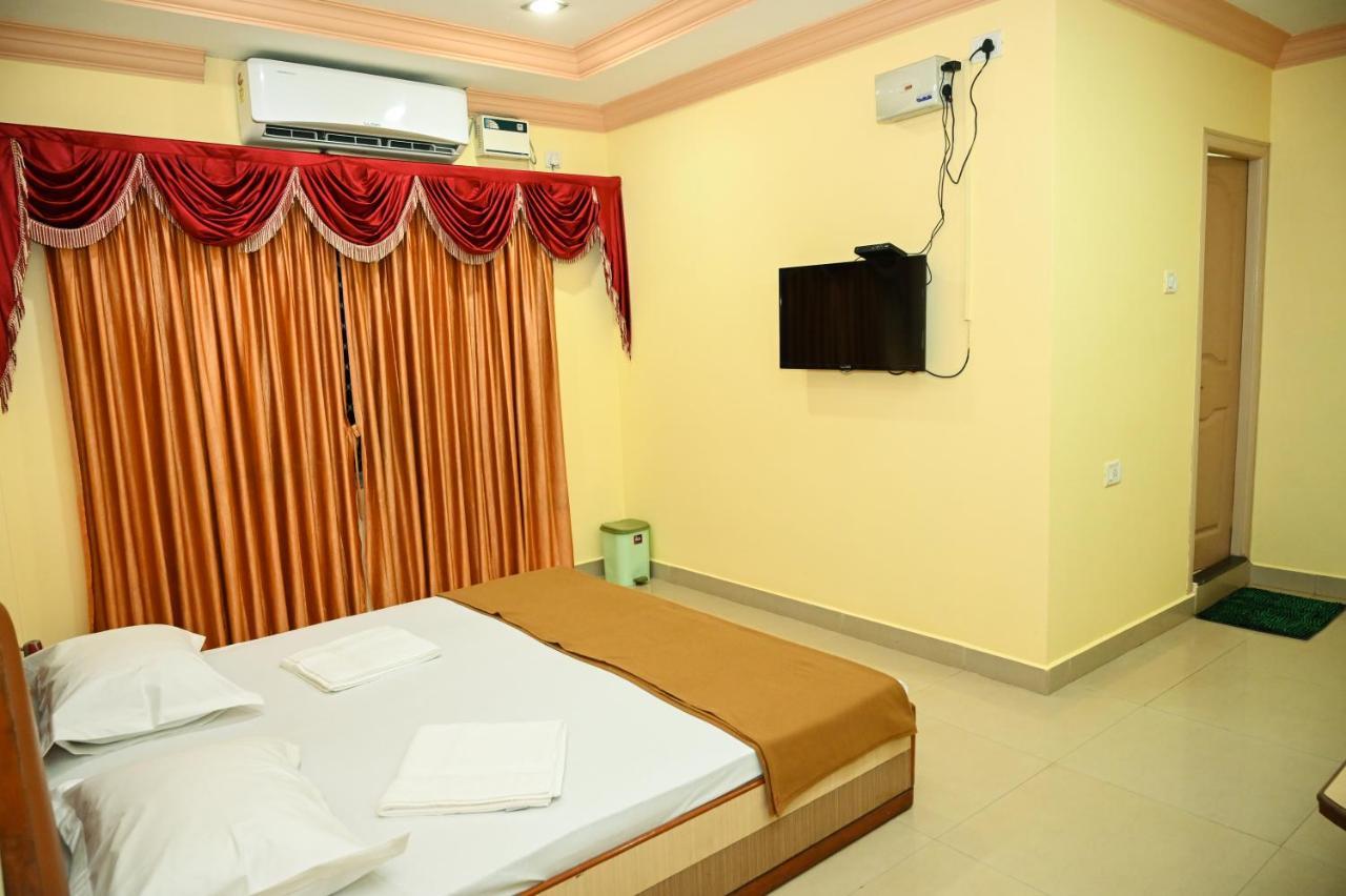 فندق S S Residency Padubidri المظهر الخارجي الصورة
