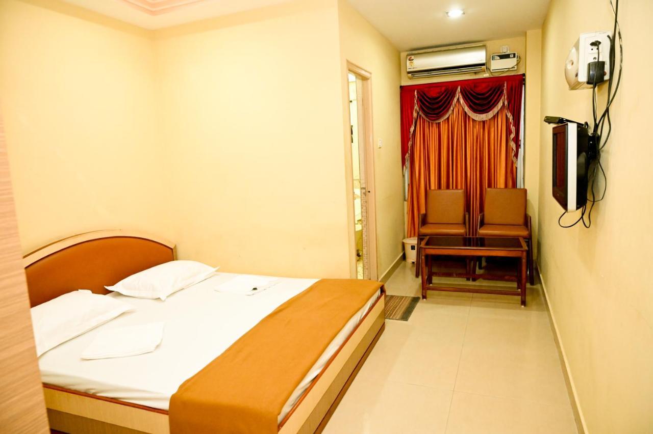 فندق S S Residency Padubidri المظهر الخارجي الصورة